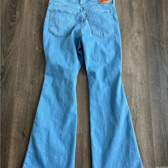 Women's 726 Flare Levi Jeans - Picture 7 of 9